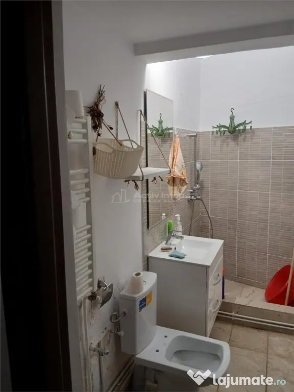 Berzei - garsoniera dubla - casa - centrala proprie