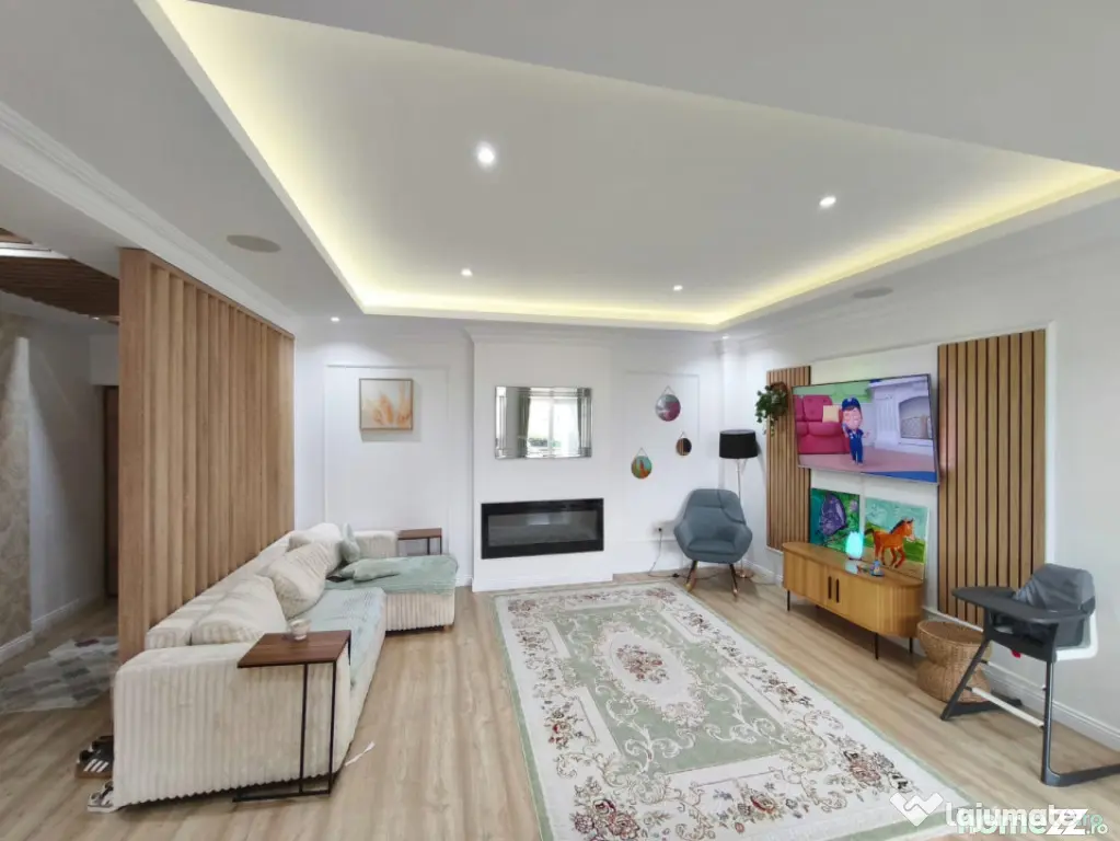 Apartament 3 camere, etaj 2, zona ultracentrala, bloc nou,