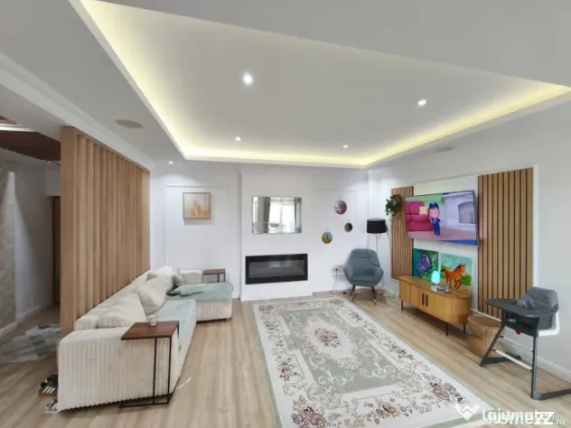 Apartament 3 camere, etaj 2, zona ultracentrala, bloc nou,