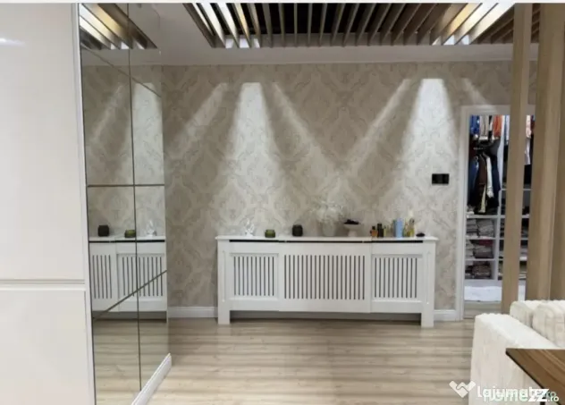 Apartament 3 camere, etaj 2, zona ultracentrala, bloc nou,