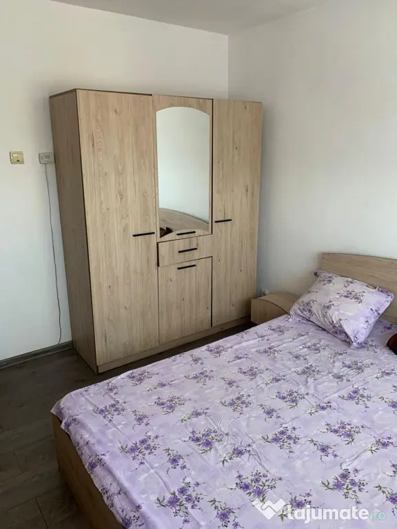 Apartament 3 camere Bacau zona Milcov