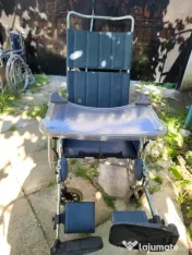 Scaun cu rotile pentru persoane cu dizabilitati