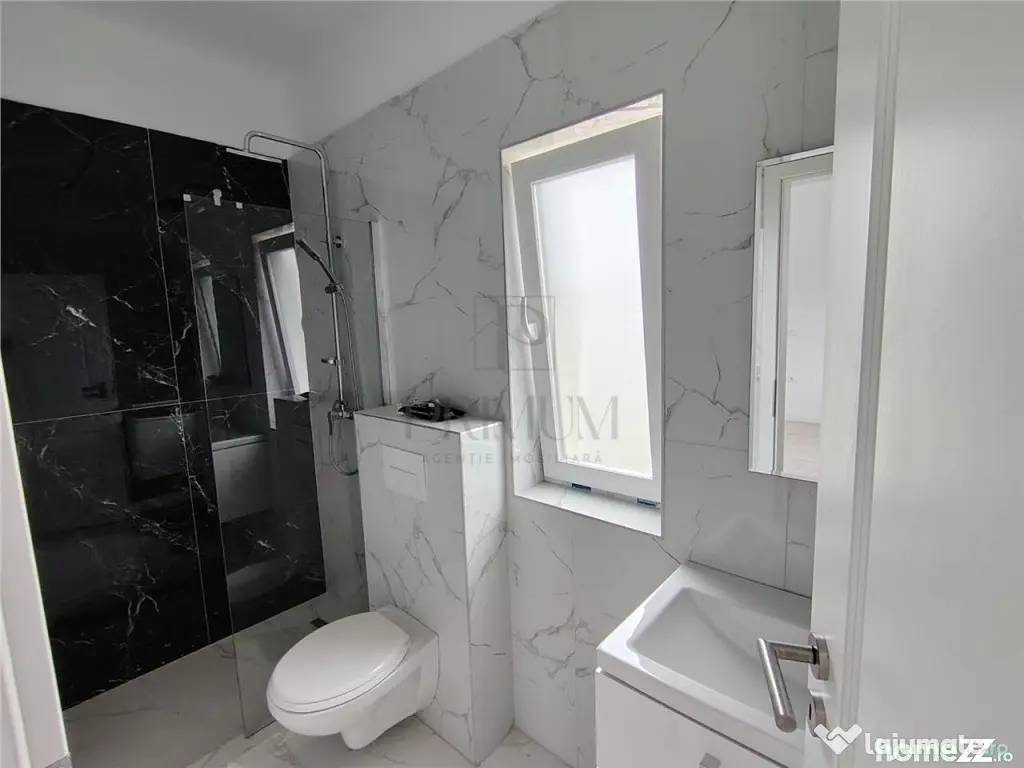 Duplex pe plan - canalizare - 4 camere - Mosnita Noua (Timis)