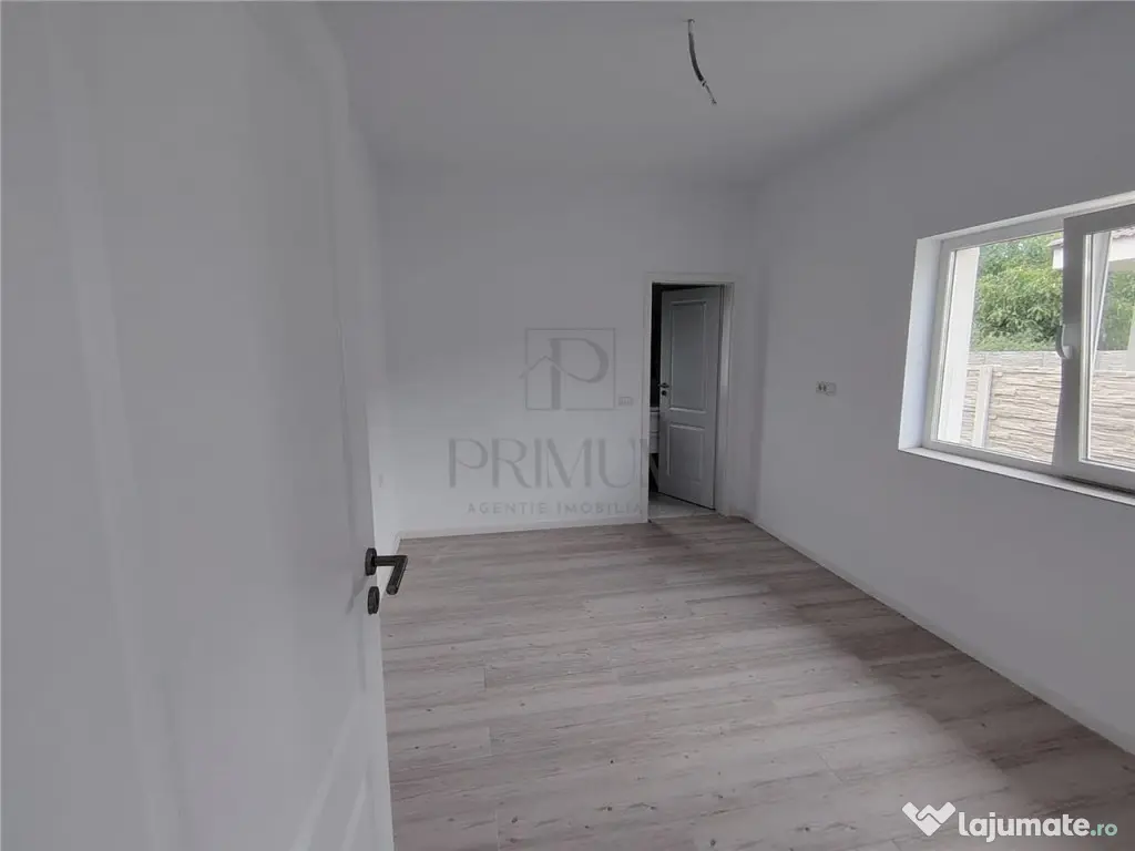 Duplex pe plan - canalizare - 4 camere