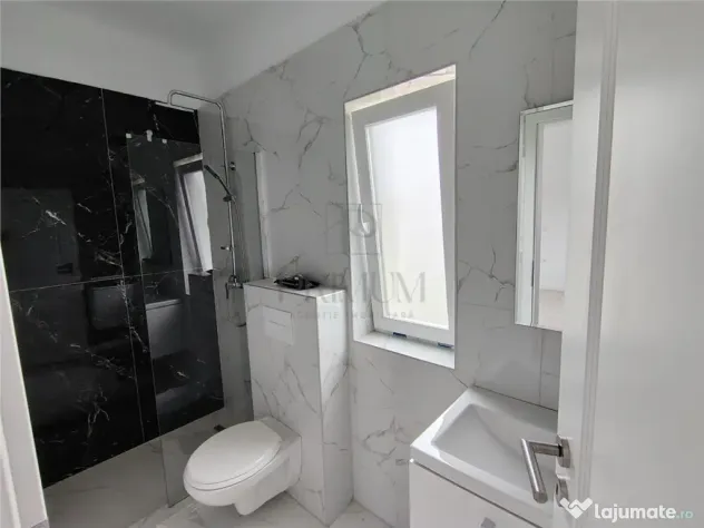 Duplex pe plan - canalizare - 4 camere