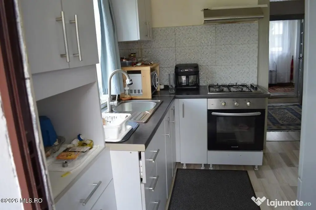 Nucsoara - Casa cu teren 600 mp