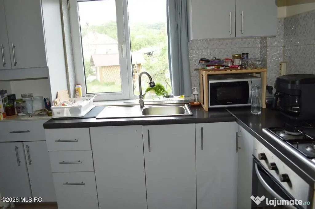 Nucsoara - Casa cu teren 600 mp