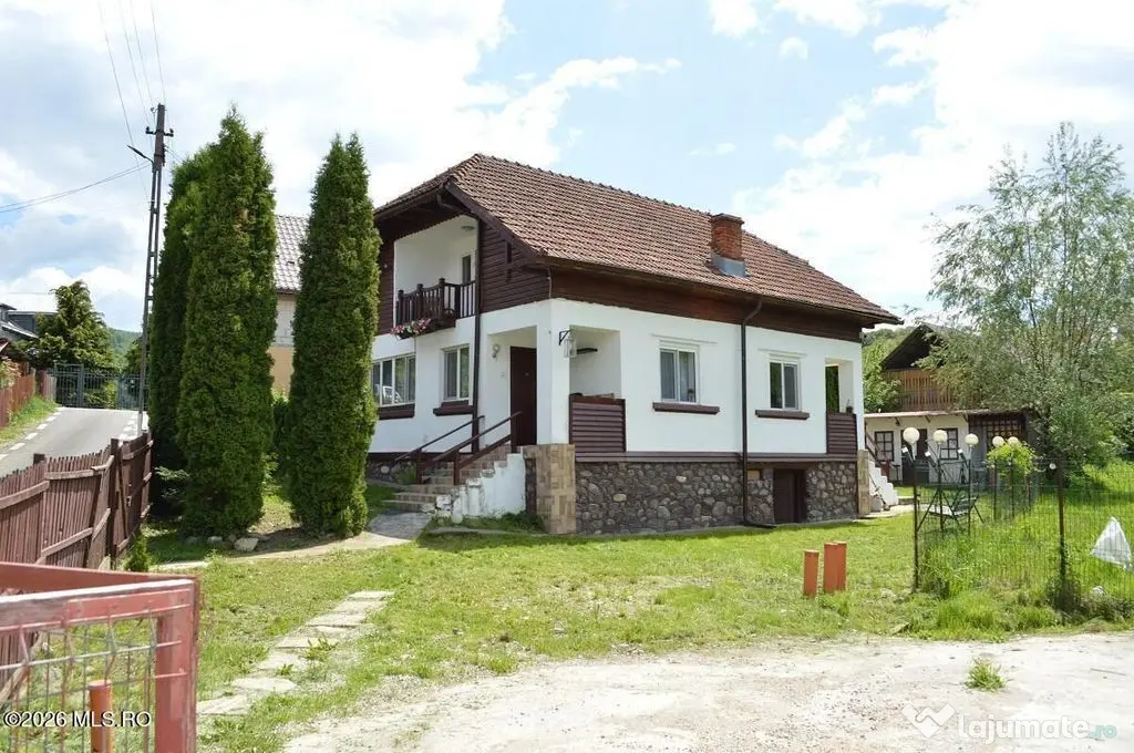 Nucsoara - Casa cu teren 600 mp