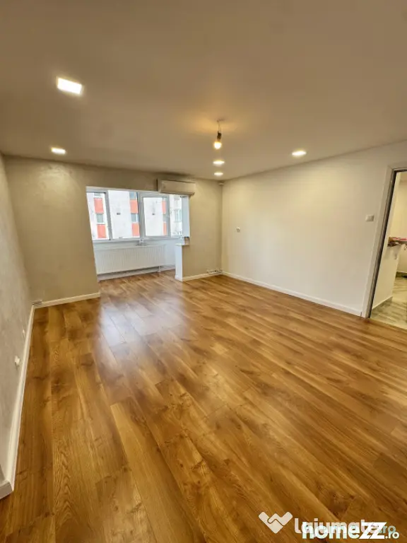 Apartament 3 camere, 64 mp, renovat integral, etaj 3, zona G
