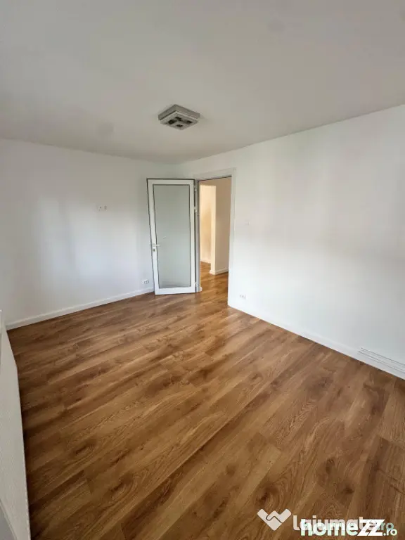 Apartament 3 camere, 64 mp, renovat integral, etaj 3, zona G
