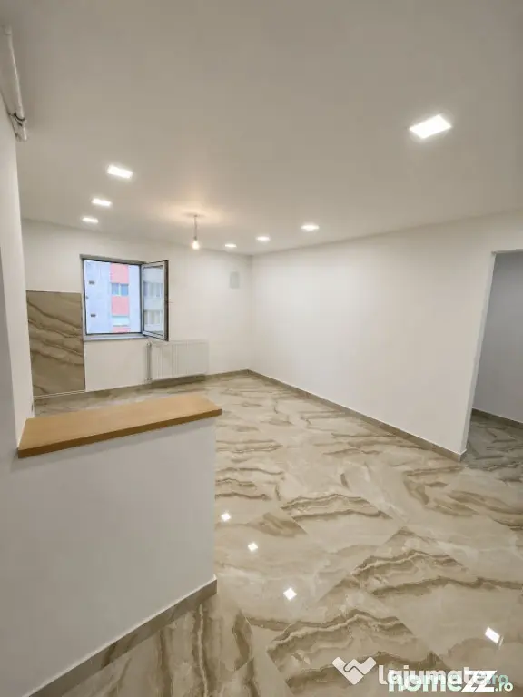 Apartament 3 camere, 64 mp, renovat integral, etaj 3, zona G
