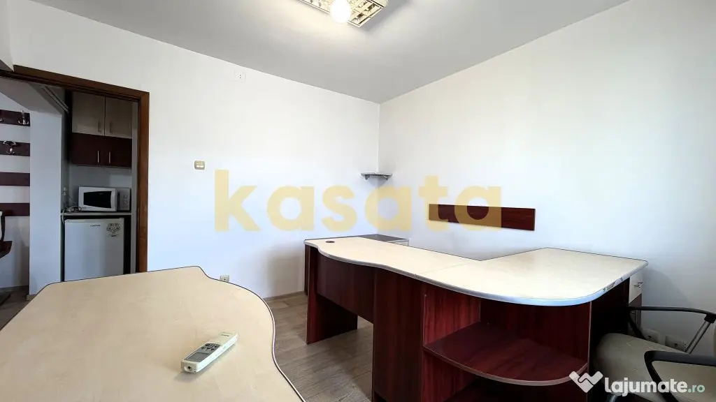 Birou I 3 camere I Camera de comert I metrou la 5 min I et 7