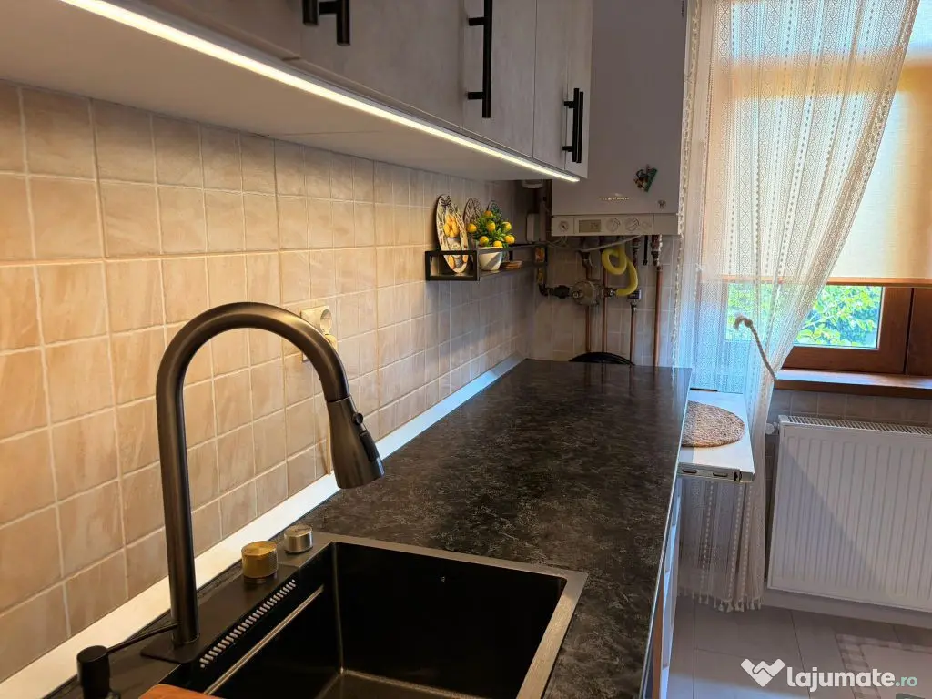 De inchiriat apartament cu 2 camere zona centrala