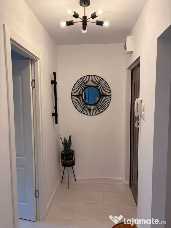 De inchiriat apartament cu 2 camere zona centrala
