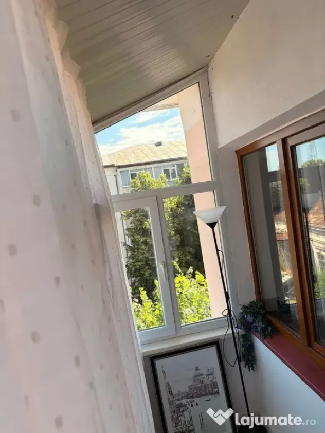 De inchiriat apartament cu 2 camere zona centrala