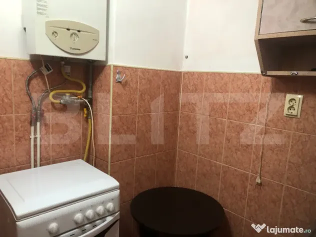 De vanzare Garsoniera , 22 mp , żona Micro 17