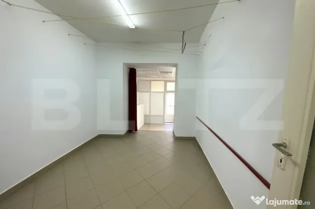 Apartament 2 camere,2 bai,Cetate,zona Piata,vad excelent