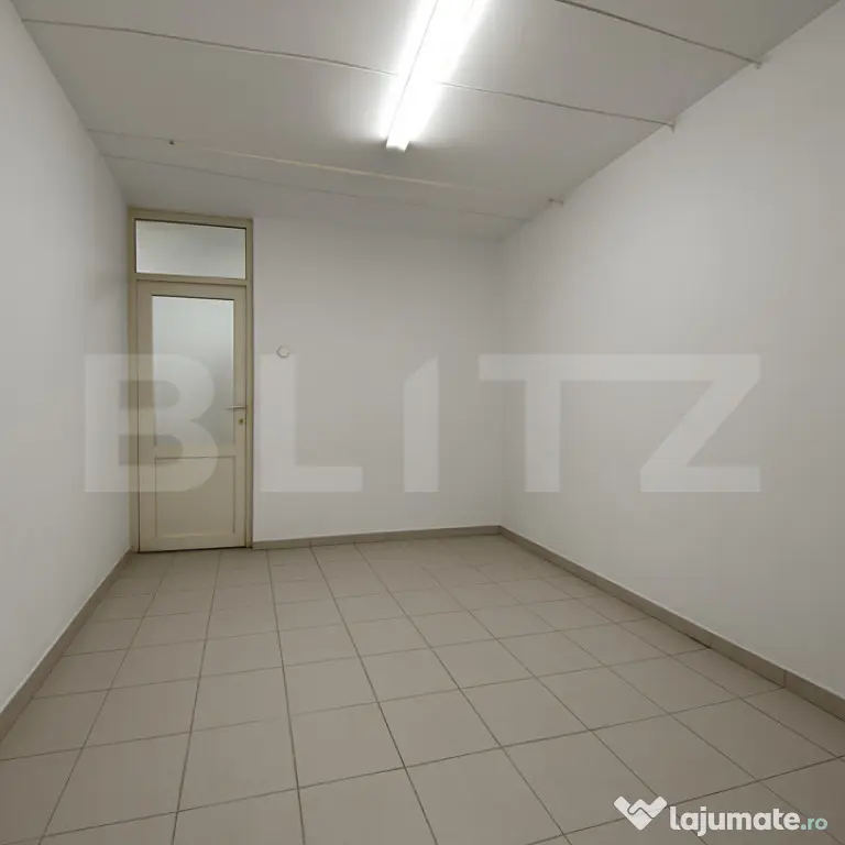 Apartament 2 camere,2 bai,Cetate,zona Piata,vad excelent