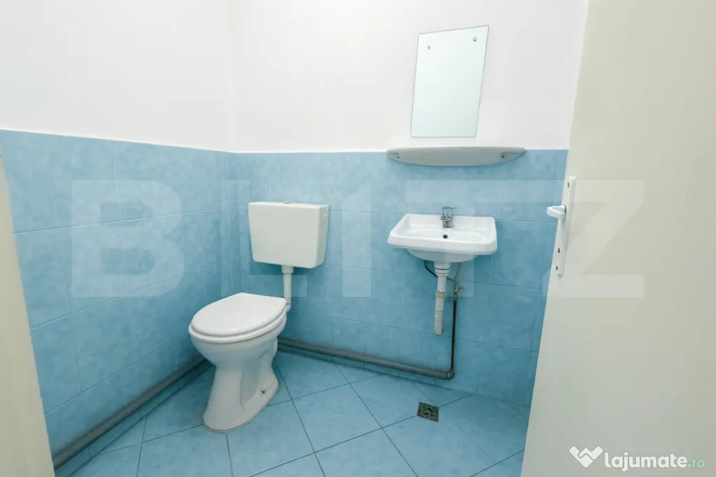 Apartament 2 camere,2 bai,Cetate,zona Piata,vad excelent