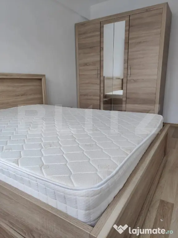 Apartament 2 camere, 42 mp, prima inchiriere, parcare, zona