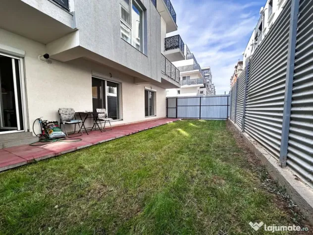 2 camere, curte privată 60 mp, centrala, bloc 2023
