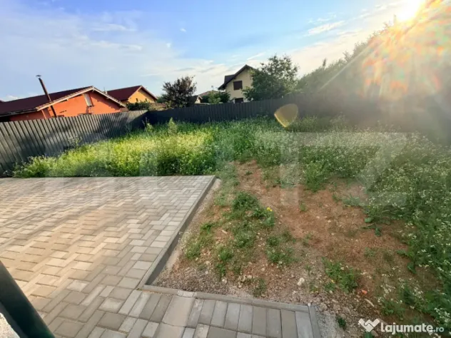 Duplex premium de vanzare - Cartier Izvor, Tarlungeni 400 mp