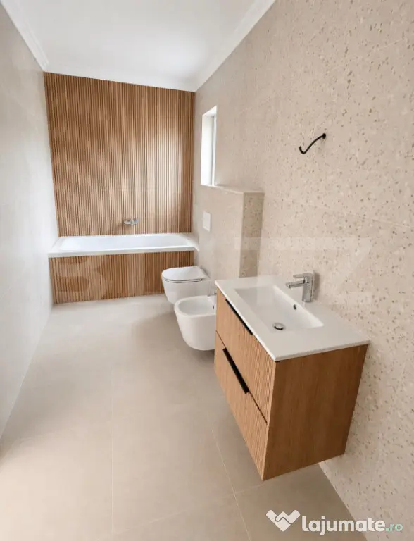 Duplex premium de vanzare - Cartier Izvor, Tarlungeni 400 mp