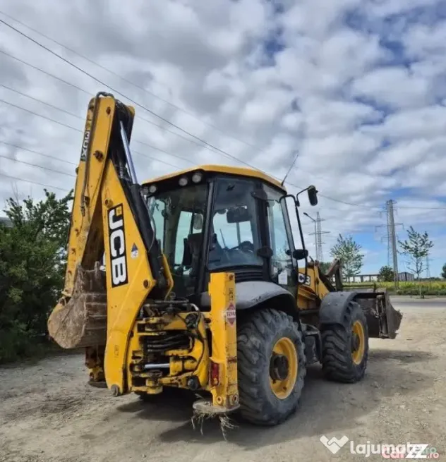 Buldoexcavator JCB 3CX an 2013, AC, cupa multifunctionala, stare perfecta
