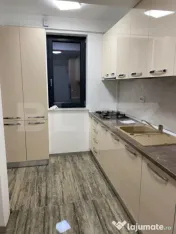 Apartament 2 camere, 62 mp, ansamblu rezidential, zona Rovin 