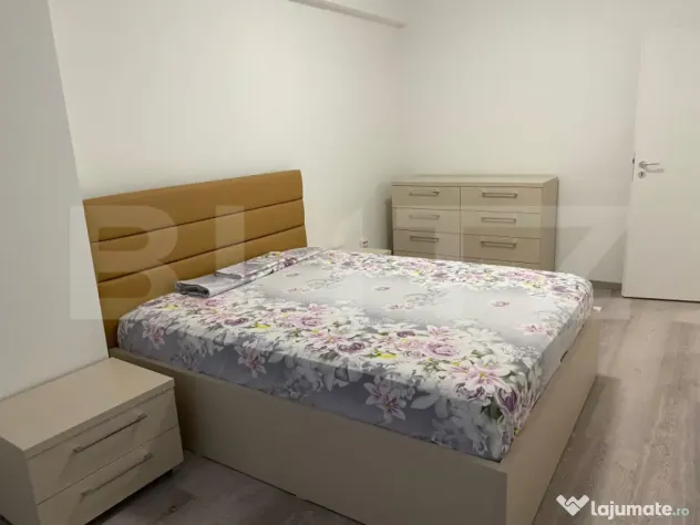 Apartament 2 camere, 62 mp, ansamblu rezidential, zona Rovin