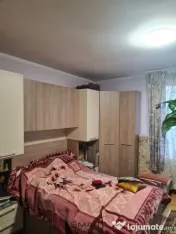 Apartament 3 camere la casa zona Centrul Istoric 