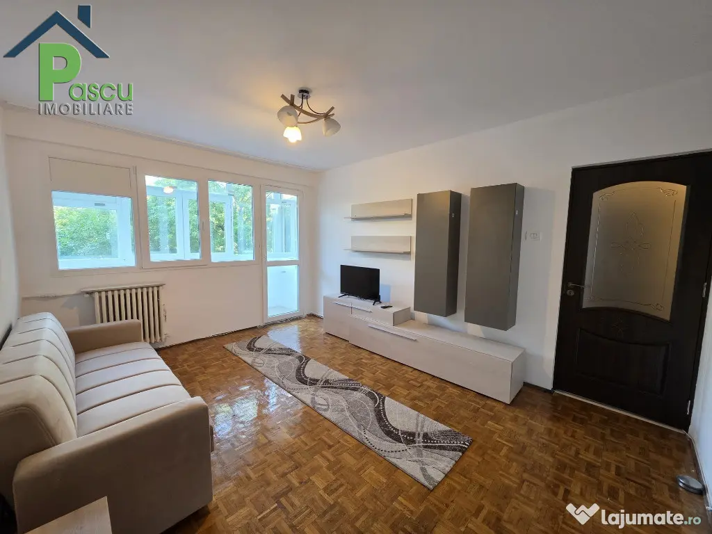 2 camere Eroii Revoluției, str. Ghimpați, cf. I, decomandat, 50mpu
