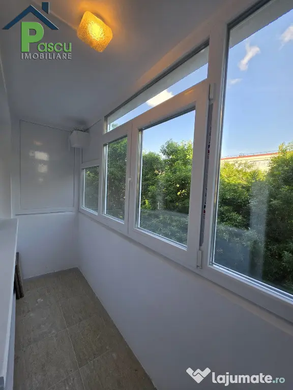 2 camere Eroii Revoluției, str. Ghimpați, cf. I, decomandat, 50mpu