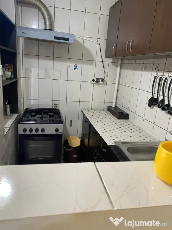 Garsonieră de inchiriat