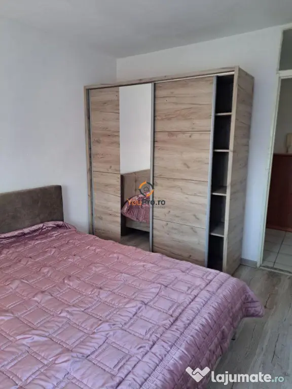 Decomandat Etaj Intermediar Lipovei