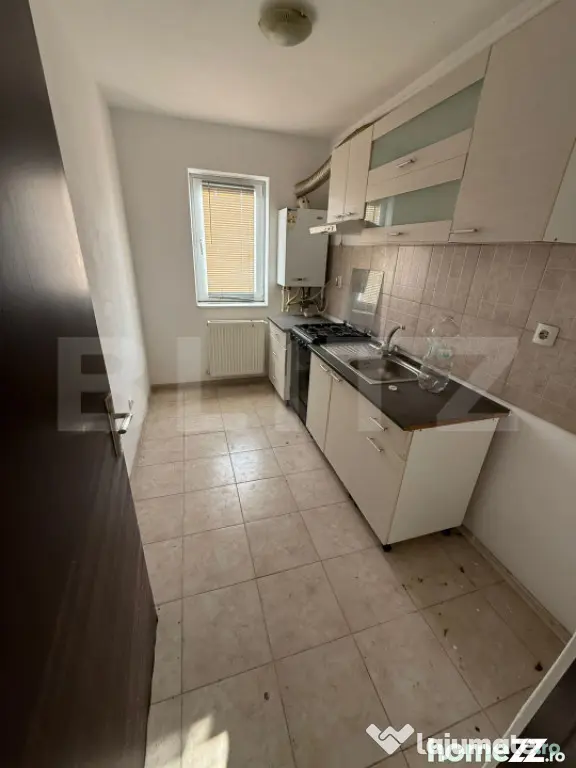 Apartament 2 camere decomandate, intermediar, parcare, zona - Floresti (Cluj)