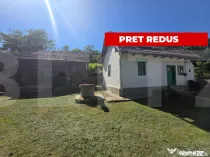 Casa traditionala din lemn in satul Zoltan