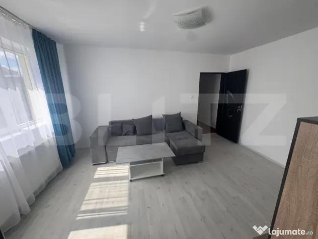Apartament 2 camere de vânzare – Micro 4, Târgoviște,Re