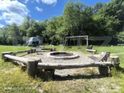Teren de vânzare – 4.400 mp amenajat pentru agrement și 