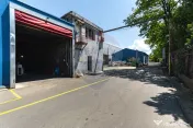 Hală industrială de vânzare în Brașov 1.777 mp, 2.00...