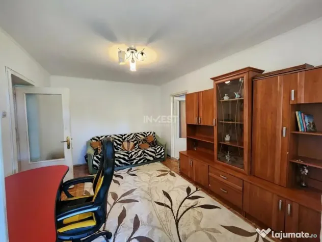 APARTAMENT CU 2 CAMERE, ETAJUL 3, SEMI-DECOMANDAT TATARASI