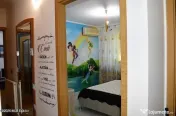 Eremia - Nord, 2 camere, decomandat, etaj 1, mobilat si u...