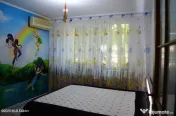 Eremia - Nord, 2 camere, decomandat, etaj 1, mobilat si u...