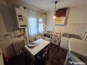 Apartament 2 camere decomandate. ETAJ 2