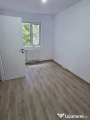Renovat Etaj Intermediar zona Sagului