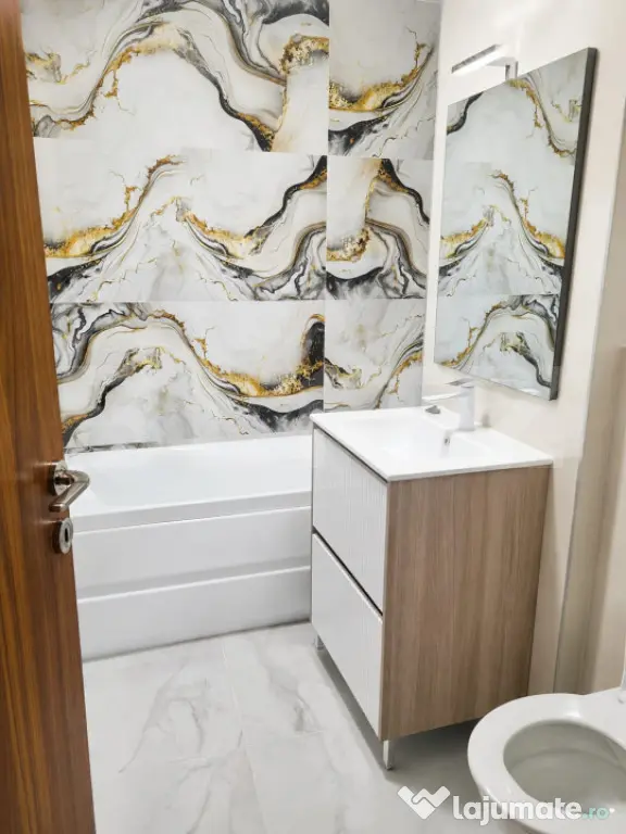 Spatiu comercial parter înalt+ apartament 2 camere-locuinț