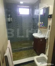Apartament de vanzare, cu 3 camere, semidecomandat - in Vatr
