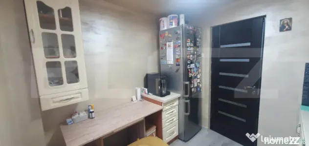 Apartament de vanzare, cu 3 camere, semidecomandat - in Vatr - Vatra Dornei (Suceava)