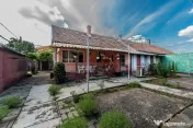 Casa 3 camere, bucatarie si baie, in zona centrala din Ch... 