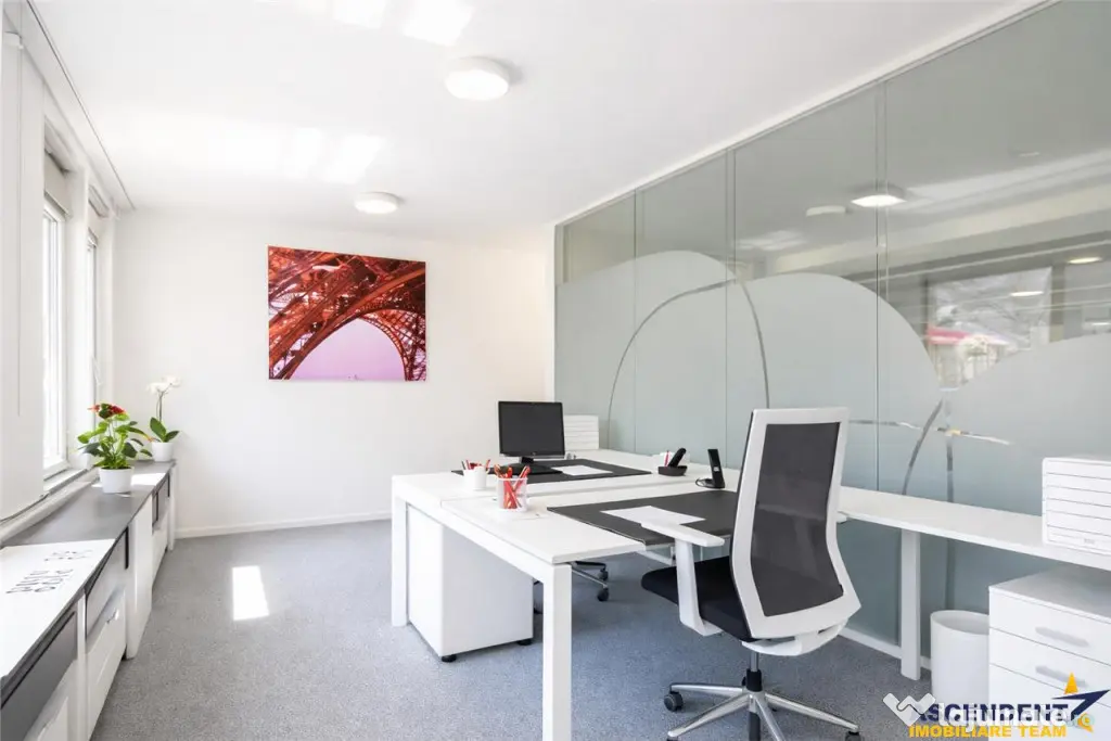 Vila impozanta, deschidere rezidential comercial clinica,